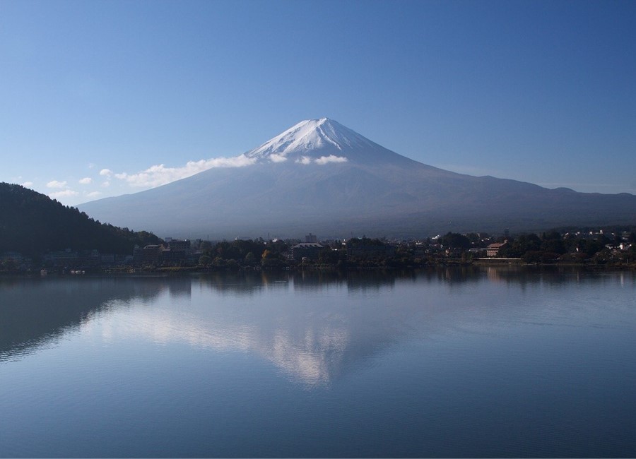 Views of Mount Fuji, Lake Kawaguchi 