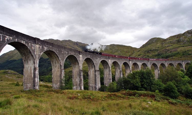 Scotland Train Tours: Discover Scottish Rail Routes