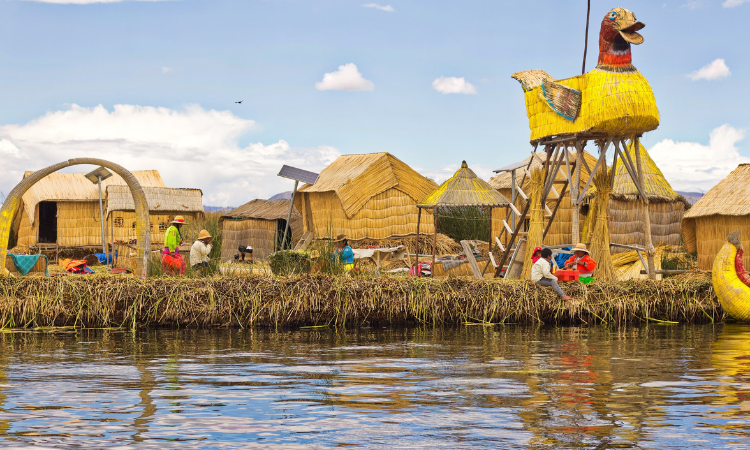 lake titicaca floating islands