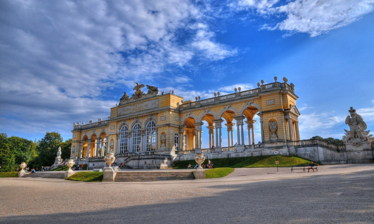 rhine vs danube river cruise