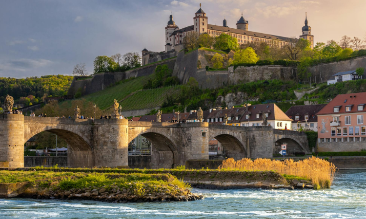 rhine vs danube river cruise