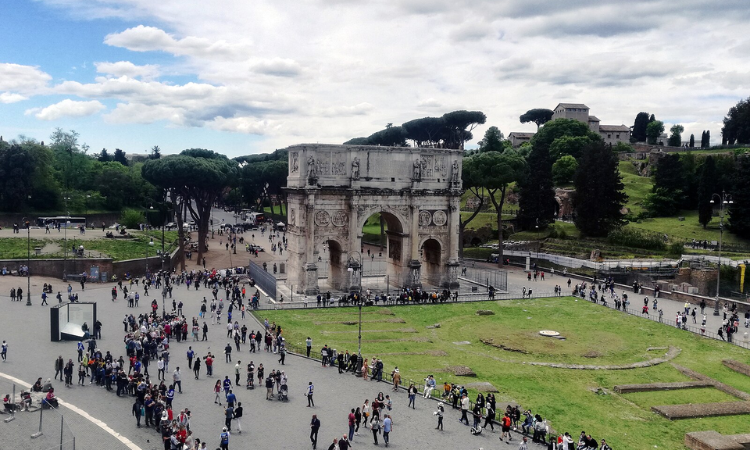 ancient roman ruins