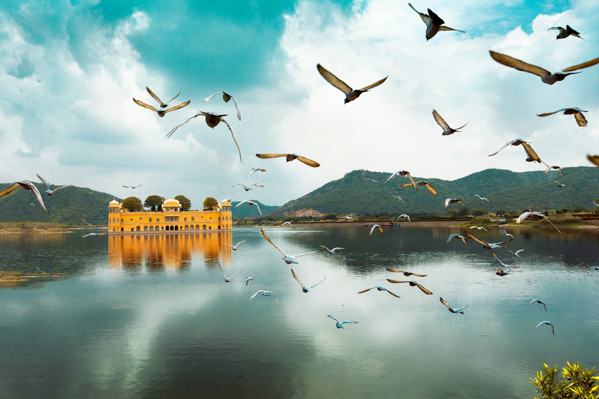 What Is the Best Time of Year to Visit Every Region of India?