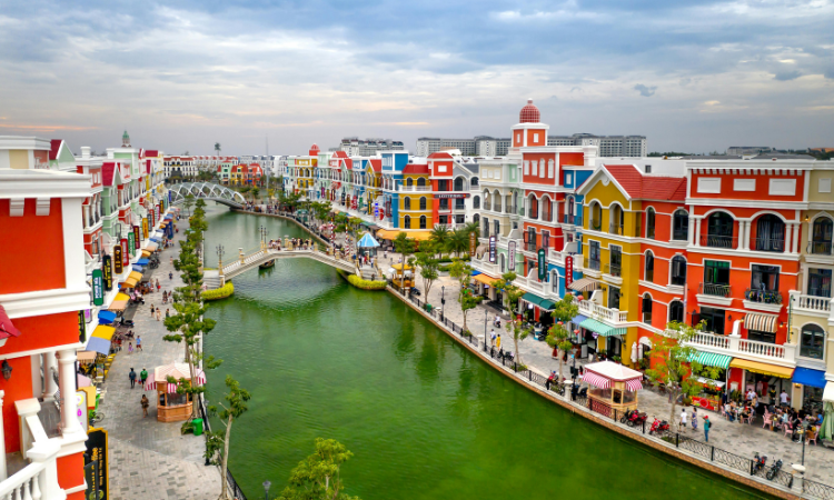is vietnam safe