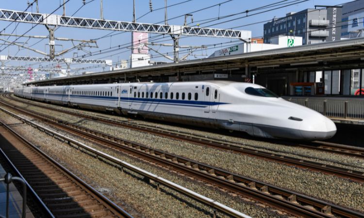 Japan guided tours for first-time visitors